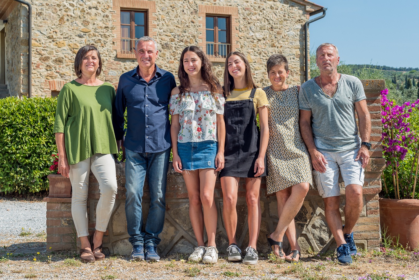 Il Falcone agriturismo with panoramic pool in Tuscany